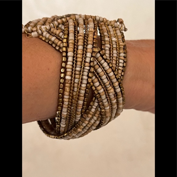 Boho Tan, White and Bronze Beaded and Braided Bracelet - Picture 4 of 5